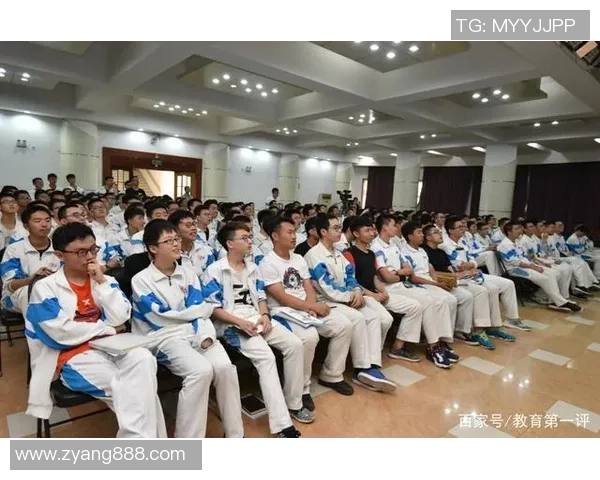 西安羽毛球队逆袭之旅揭秘：从默默无闻到杯赛冠军的奋斗历程