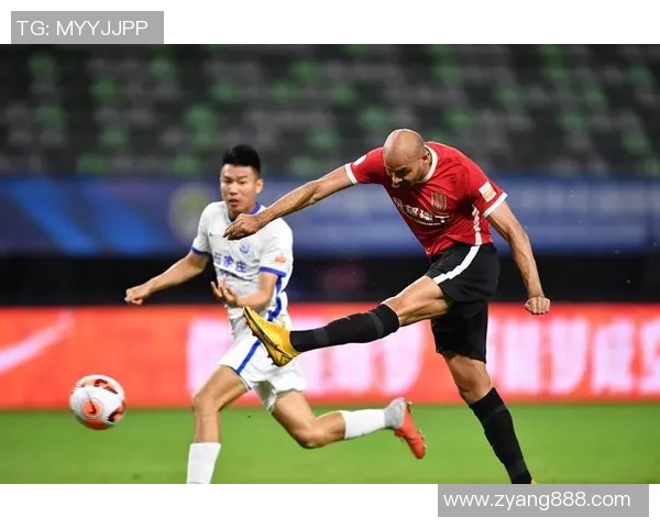 足球专题：聚焦成都足球队的速度